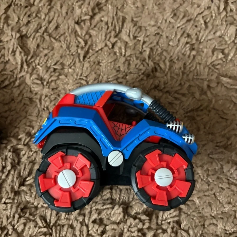 Spiderman Blue and Red Vehicle Duo Bundle Batmobile Batman DC Blue Kids Toy